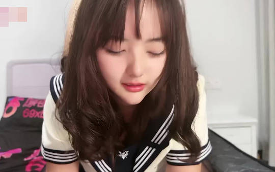 杏吧原创.女大学生的小癖好热爱吃鸡